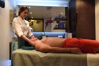 Cruise & Maritime Columbus Spa 8.JPG